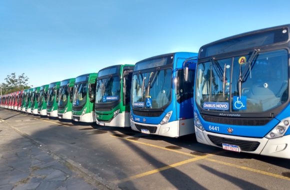 EPTC amplia horários em quatro linhas de ônibus em Porto Alegre, Rio  Grande do Sul